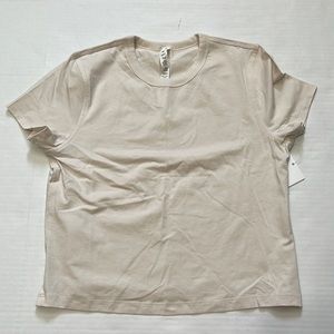 Lululemon Tee